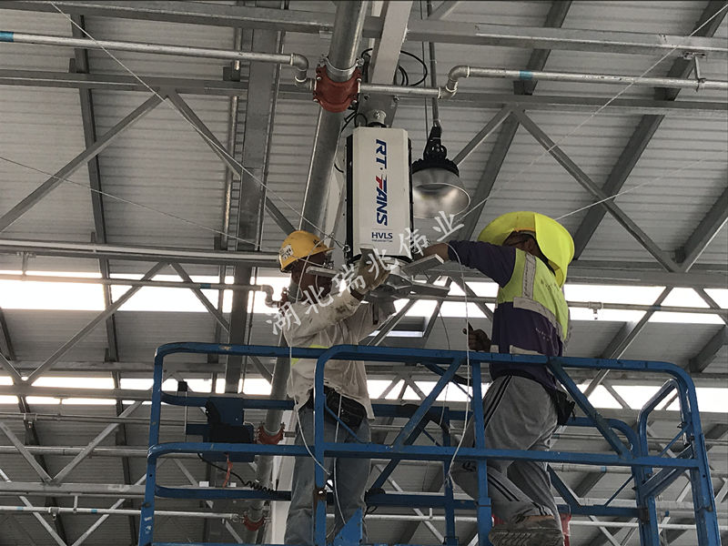 廠房車間通風設(shè)備、車間溫控設(shè)備、工業(yè)大吊扇、工業(yè)大風扇、工業(yè)節(jié)能風扇
