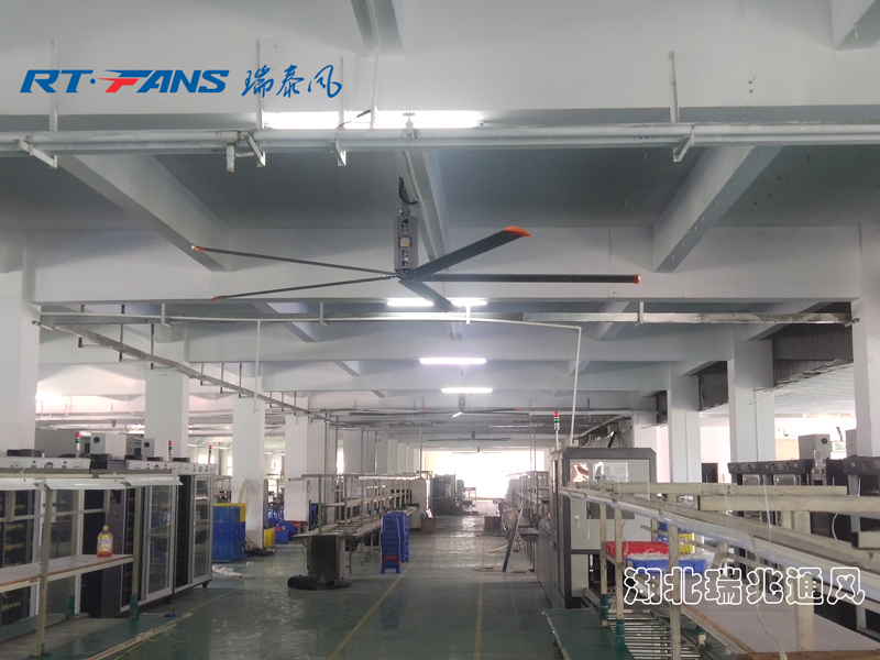 瑞泰風(fēng)低空風(fēng)扇，低空大風(fēng)扇，低空商用大風(fēng)扇，瑞泰風(fēng)大風(fēng)扇，瑞泰風(fēng)工業(yè)大風(fēng)扇，通風(fēng)降溫，工業(yè)大風(fēng)扇