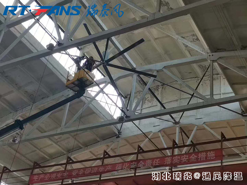 倉(cāng)儲(chǔ)物流場(chǎng)所常用的降溫設(shè)備，大型工業(yè)大風(fēng)扇